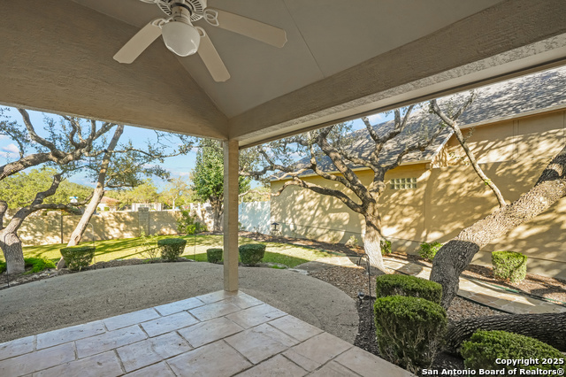 Listing photo id 29 for 223 Garden Hill