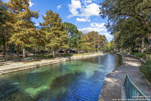 Image 25 of 33 For 985 Allen Avenue