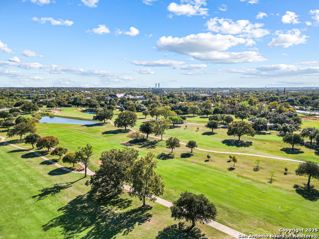 Image 27 of 33 For 985 Allen Avenue