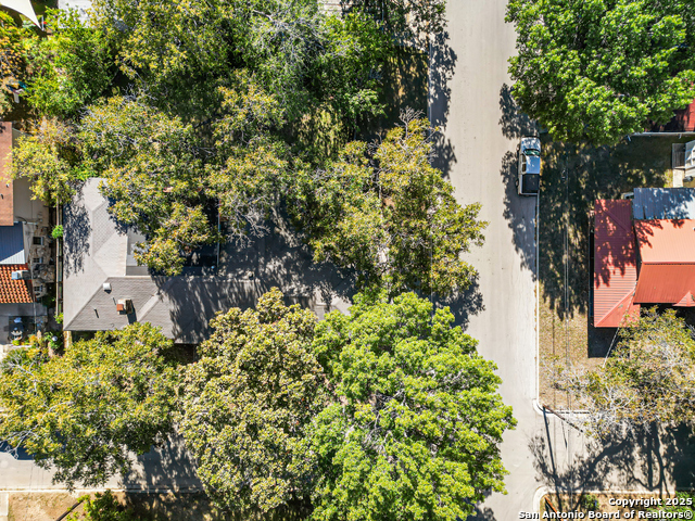 Image 28 of 33 For 985 Allen Avenue