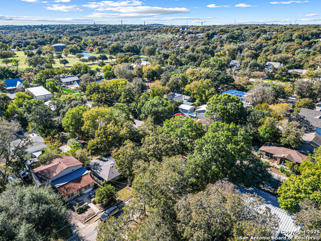 Image 30 of 33 For 985 Allen Avenue