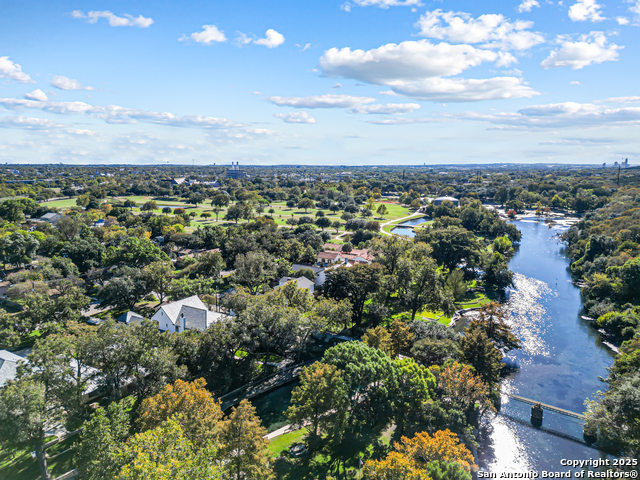 Image 33 of 33 For 985 Allen Avenue