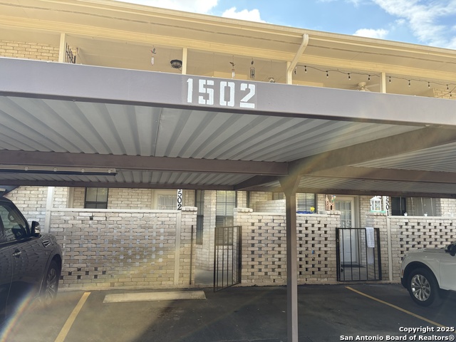 Image 17 of 17 For 2611 Eisenhauer  1502