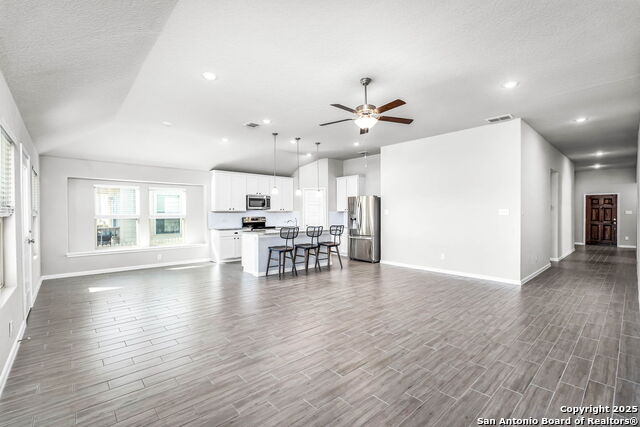 Image 2 of 30 For 1117 Amber Lake