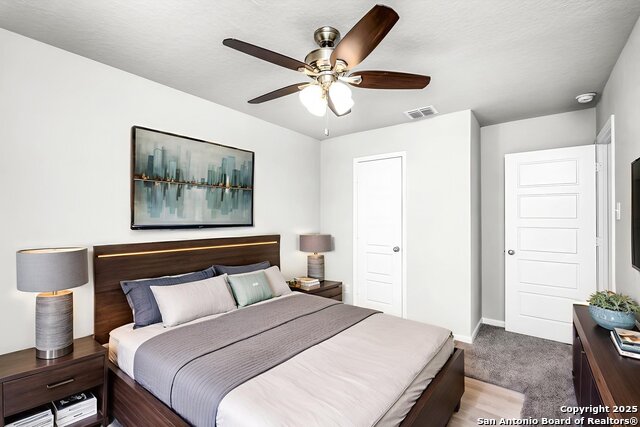 Image 24 of 30 For 1117 Amber Lake