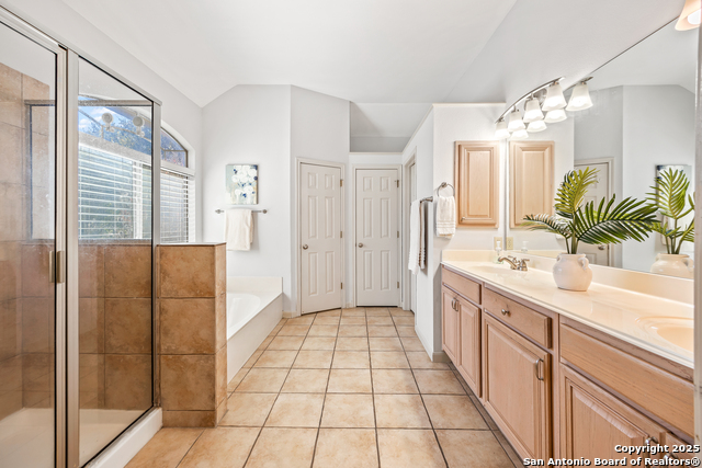 Image 19 of 46 For 318 Legend Brz