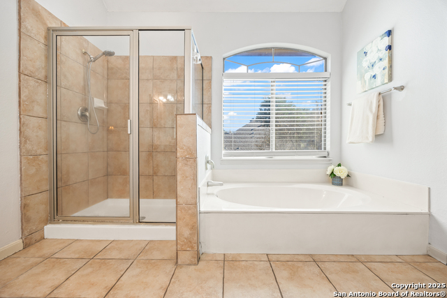 Image 21 of 46 For 318 Legend Brz