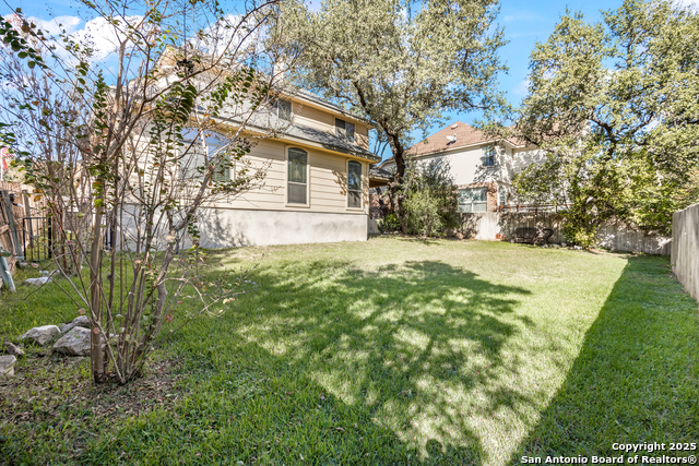 Image 32 of 46 For 318 Legend Brz