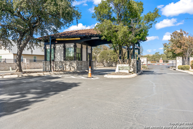 Image 46 of 46 For 318 Legend Brz