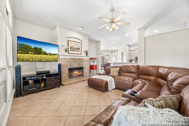 Image 8 of 46 For 318 Legend Brz