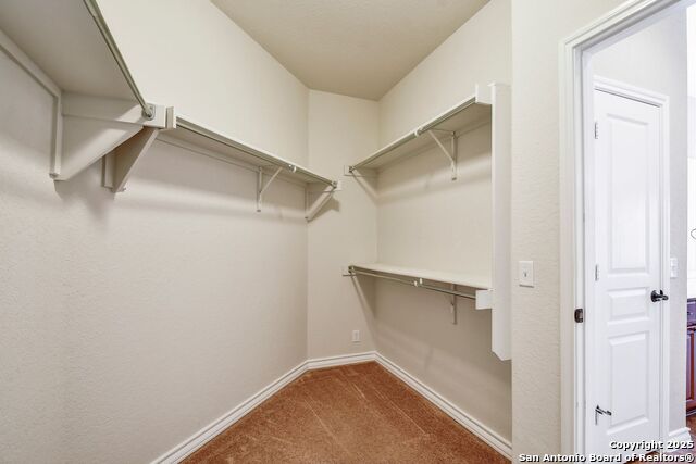 Listing photo id 20 for 4307 Post Cedar