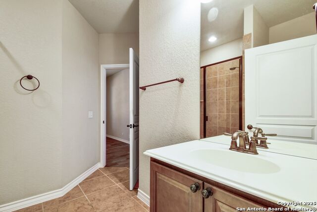 Listing photo id 23 for 4307 Post Cedar