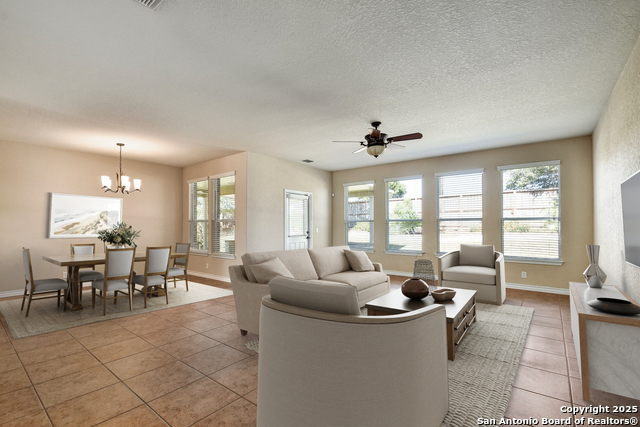 Listing photo id 2 for 4307 Post Cedar