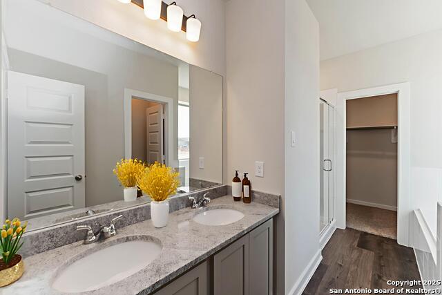 Image 5 of 7 For 8922 Hazel Birch