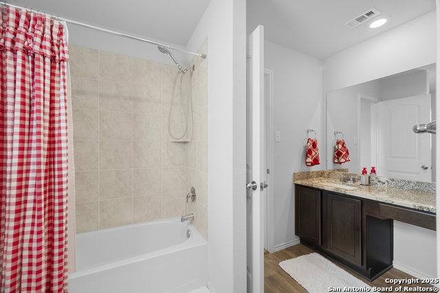 Image 31 of 38 For 5526 Rosillo Gate