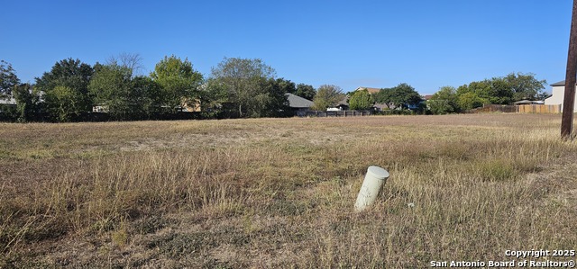 Image 2 of 4 For 809 Toepperwein