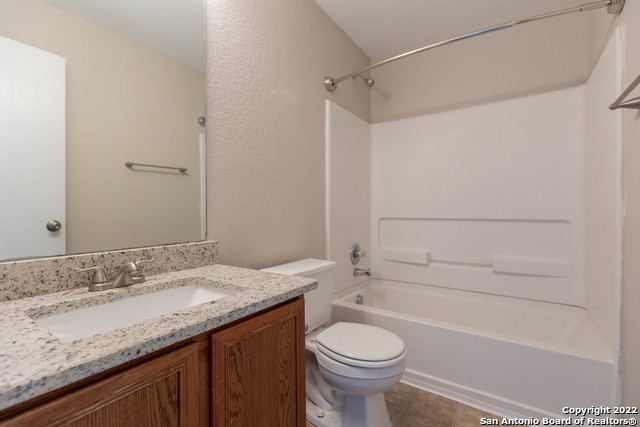 Image 23 of 27 For 10607 Terrace Crest