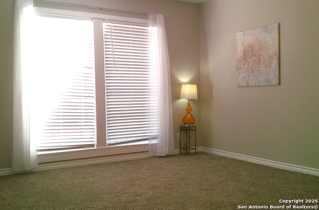 Image 13 of 16 For 271 Hatcher