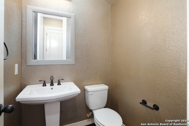 Image 25 of 36 For 13402 Rustic Sand