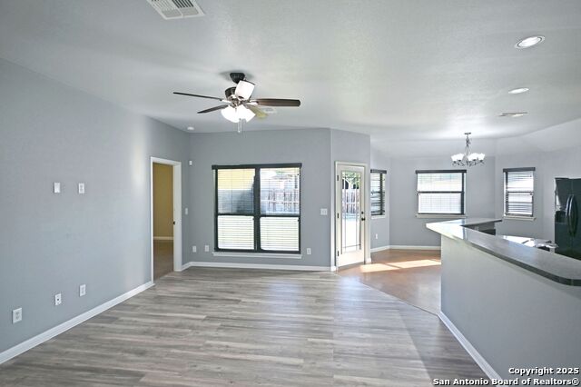 Image 4 of 29 For 2207 Hazelwood