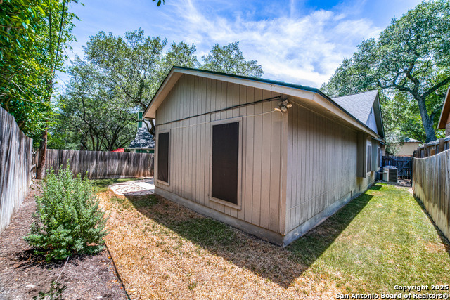 Image 22 of 23 For 13934 Blenhein Ridge