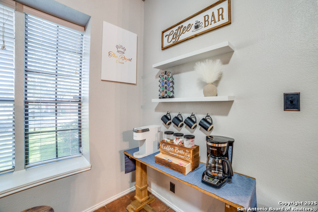 Image 9 of 23 For 13934 Blenhein Ridge