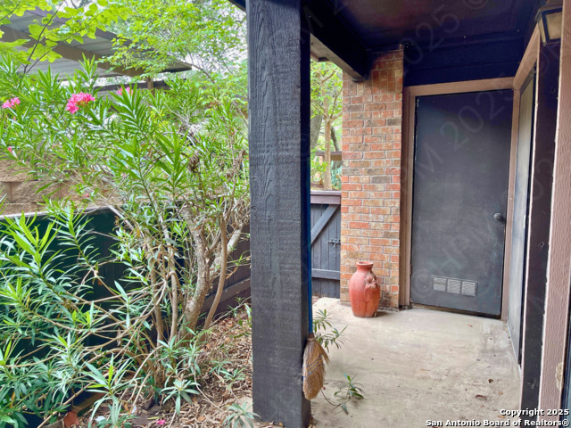 Image 16 of 17 For 4212 Medical Dr  401