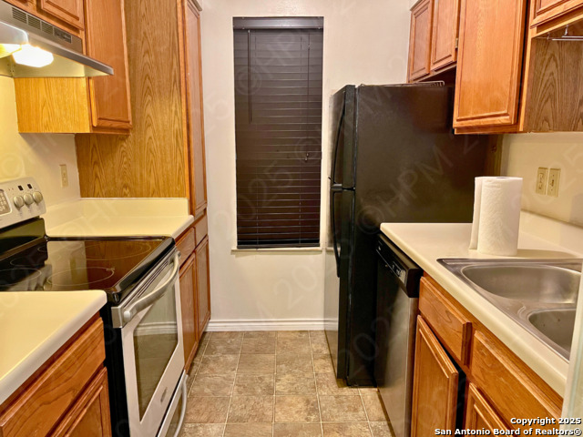 Image 8 of 17 For 4212 Medical Dr  401