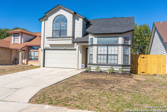 Image 3 of 33 For 9323 Valley Hedge