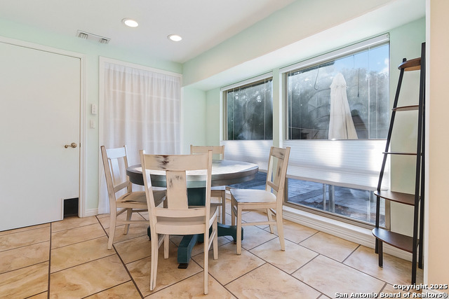 Image 7 of 15 For 1006 Arizona Ash