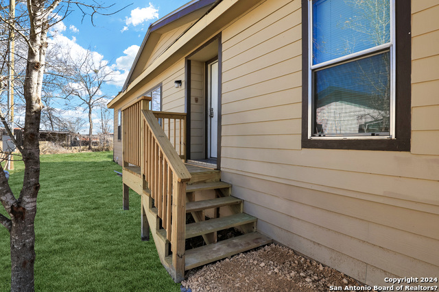 Details for 18066 La Gloria Rd, Elmendorf, TX 78112