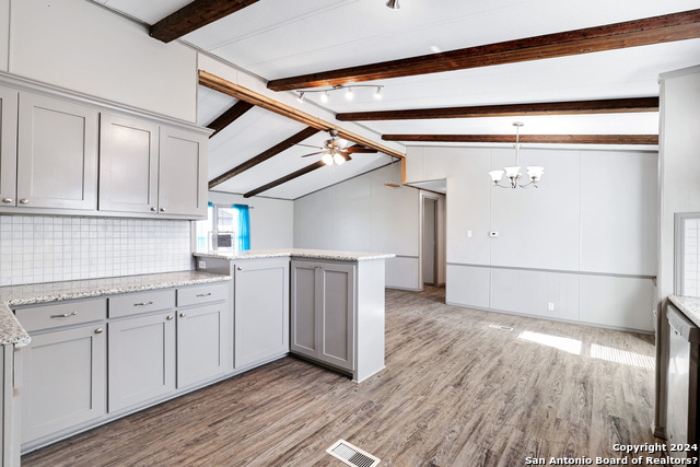 Image 12 of 24 For 18066 La Gloria Rd