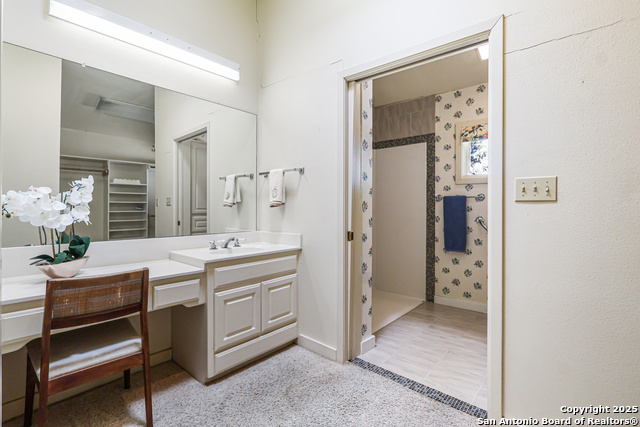 Image 16 of 33 For 985 Allen Avenue