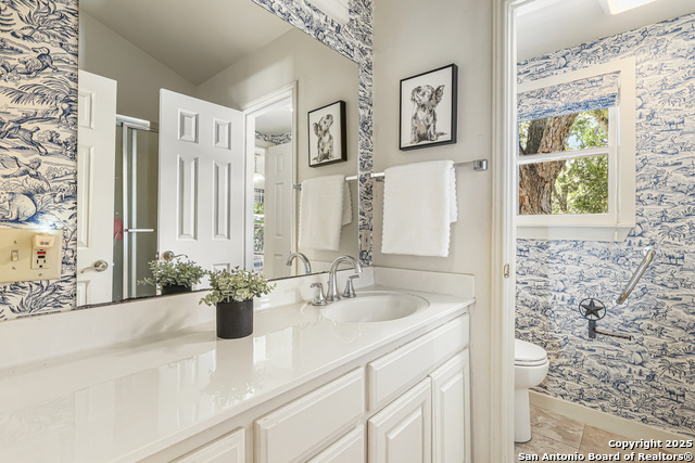 Image 19 of 33 For 985 Allen Avenue