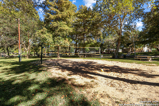 Image 26 of 33 For 985 Allen Avenue