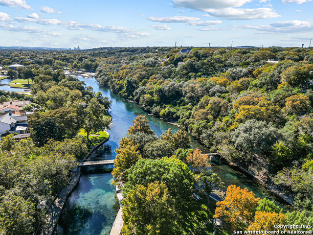 Image 31 of 33 For 985 Allen Avenue