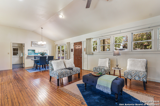 Image 6 of 33 For 985 Allen Avenue