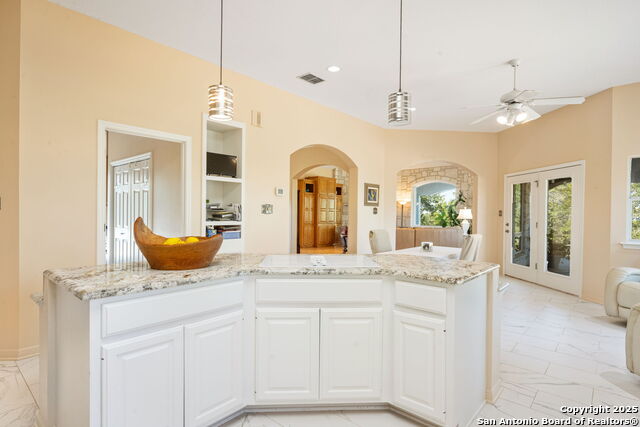 Image 14 of 105 For 305 Spanish Pass