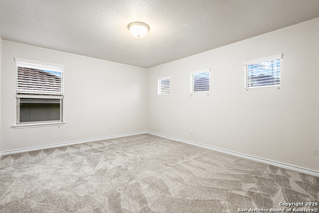 Image 19 of 45 For 18043 Muir Glen