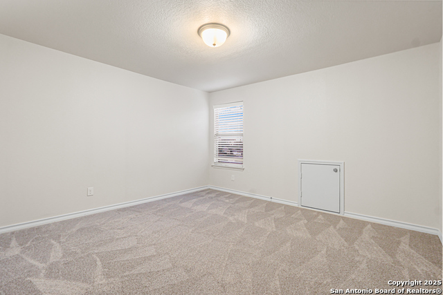 Image 21 of 45 For 18043 Muir Glen