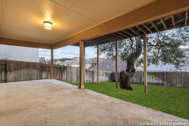 Image 25 of 45 For 18043 Muir Glen