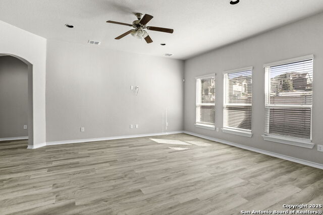 Image 10 of 26 For 4834 Blue Jasmine