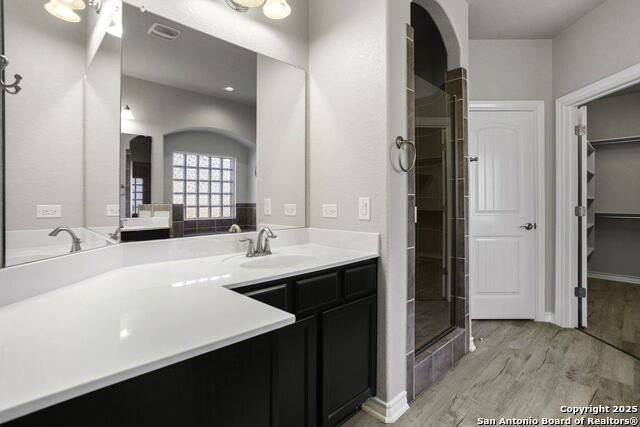 Image 17 of 26 For 4834 Blue Jasmine