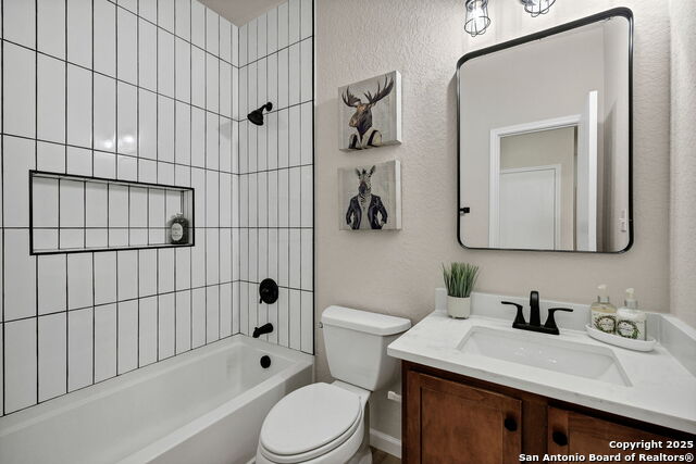 Image 24 of 38 For 8115 Puente