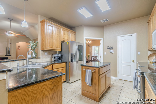 Image 11 of 50 For 249 Lakeridge Loop