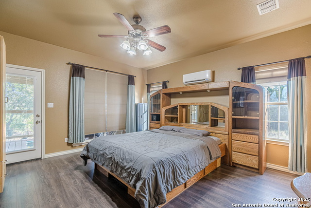 Image 16 of 50 For 249 Lakeridge Loop