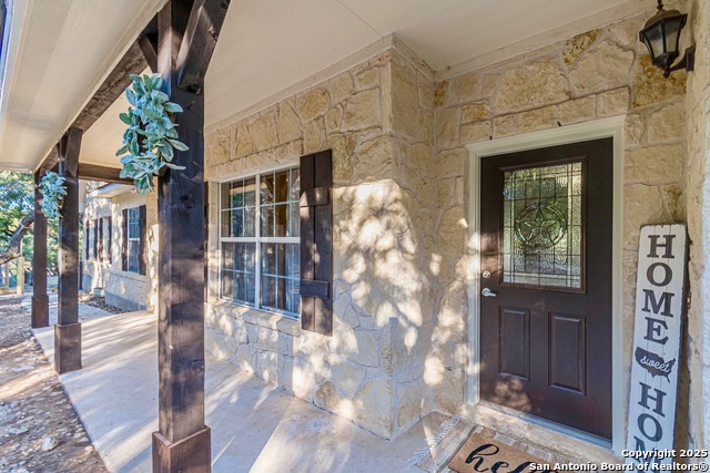 Image 2 of 50 For 249 Lakeridge Loop