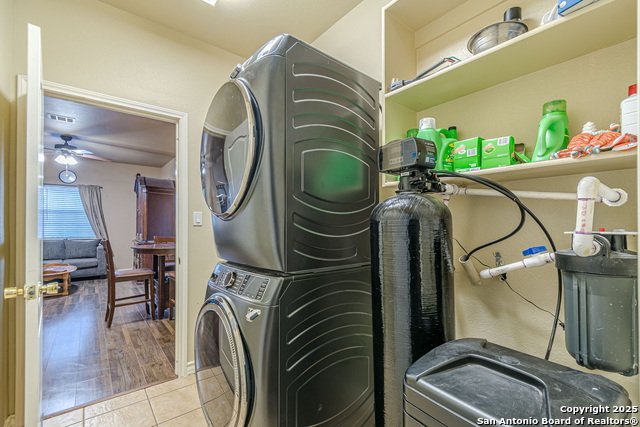 Image 27 of 50 For 249 Lakeridge Loop