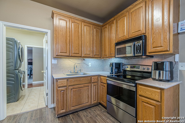 Image 28 of 50 For 249 Lakeridge Loop