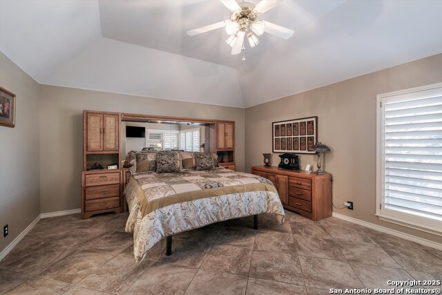 Image 14 of 30 For 9115 Dapple Gray Ct